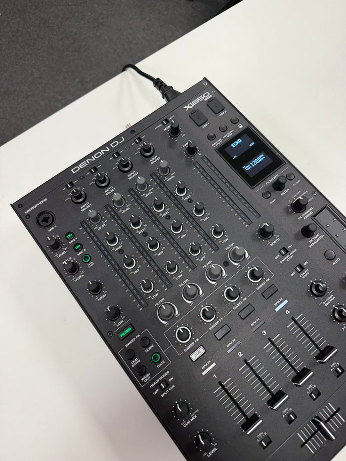 Denon X1850 Prime Professional DJ Mixer