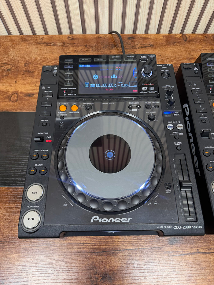 Pioneer CDJ-2000NXS Media Player Pair