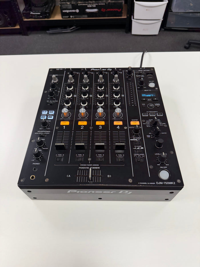 Pioneer DJM-750MK2 Professional DJ Mixer