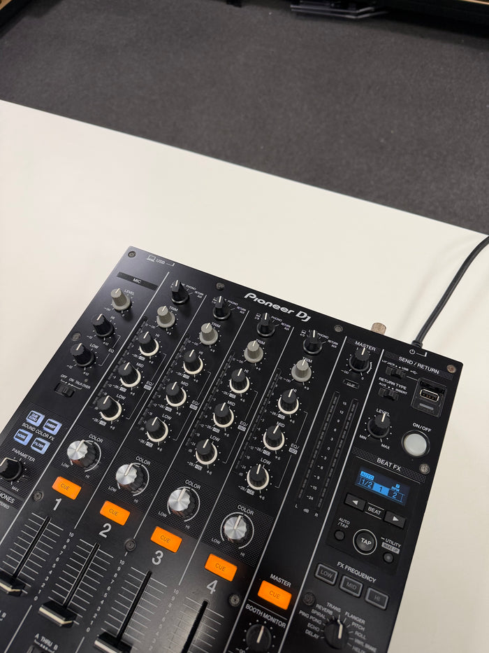 Pioneer DJM-750MK2 Professional DJ Mixer