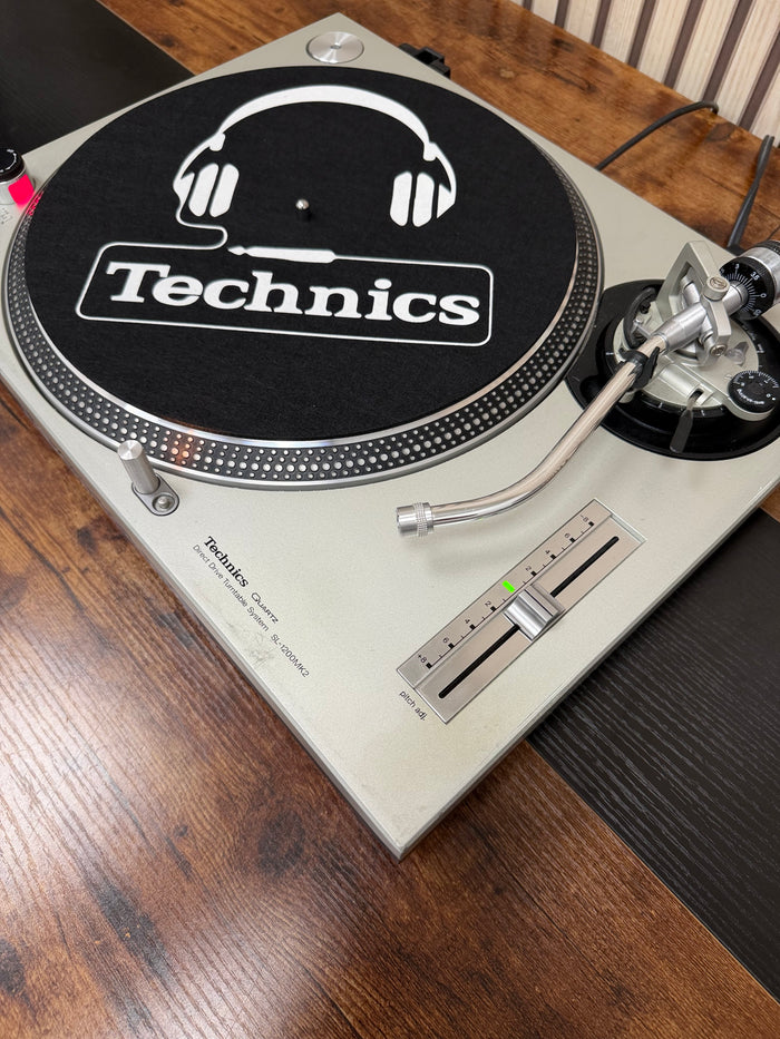 Technics SL-1200MK2 DJ Turntable