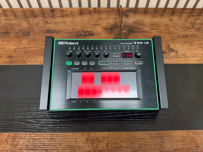 Roland TB-3 Synthesiser