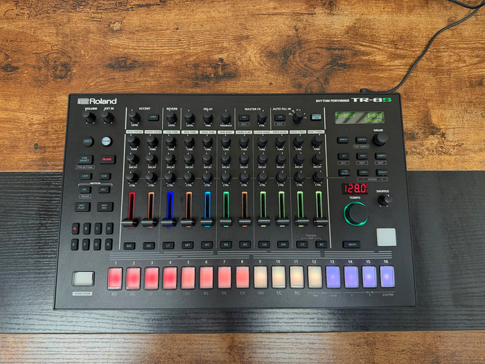 Roland TR-8S Drum machine