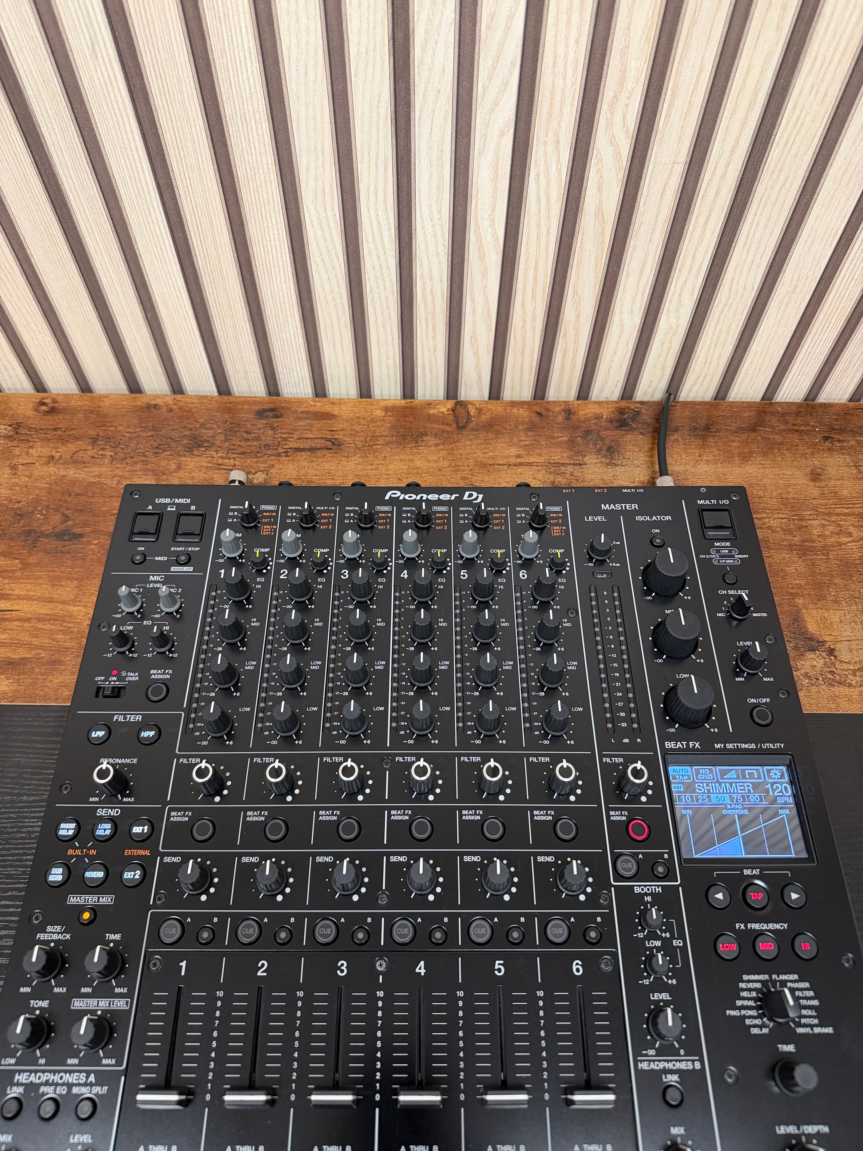 Pioneer DJM-V10 6-Channel Pro DJ Mixer