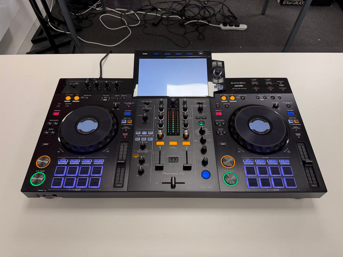 Pioneer XDJ-RX3 Standalone DJ Controller