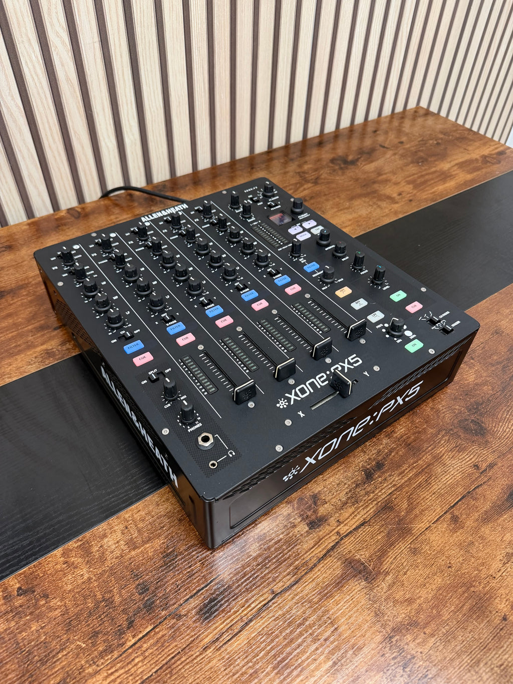 Allen & Heath Xone:PX5 Analogue DJ Mixer