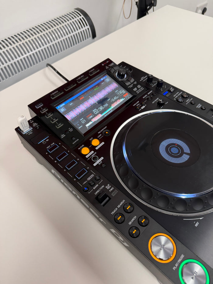 Pioneer CDJ-2000NXS2 Pro Media Player