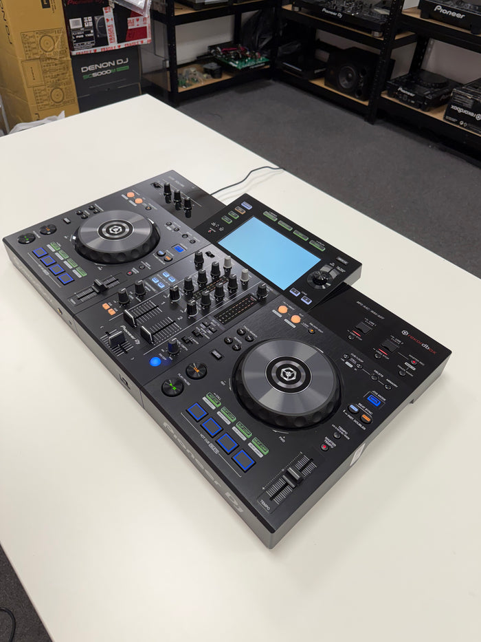 Pioneer XDJ-RR Standalone DJ Controller