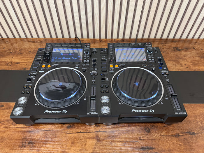 Pioneer CDJ-2000NXS2 Media Player Pair