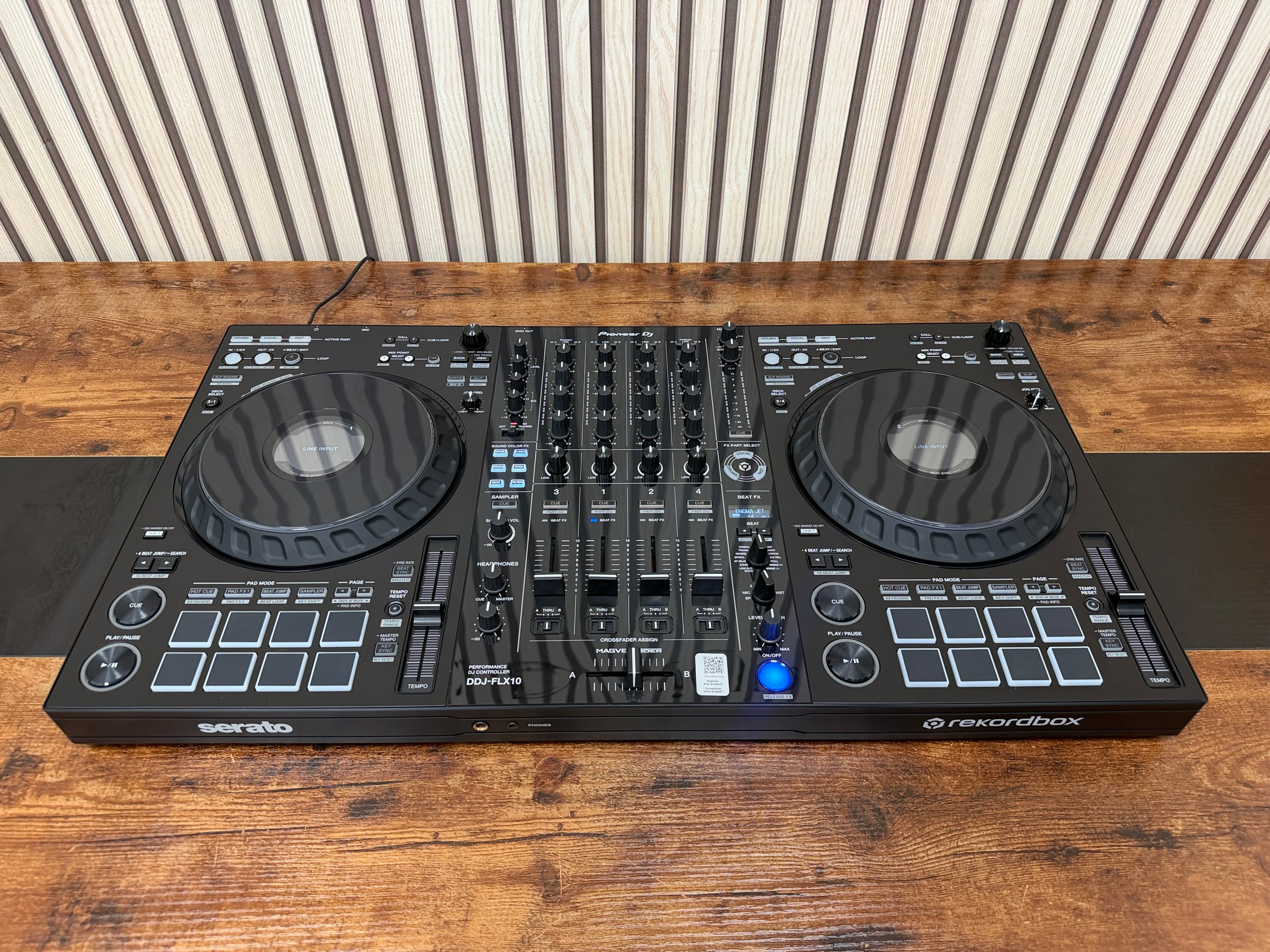 Pioneer DDJ-FLX10 Pro DJ Controller