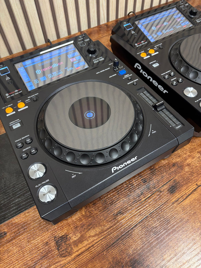 Pioneer XDJ-1000MK1 Digital Turntable Pair