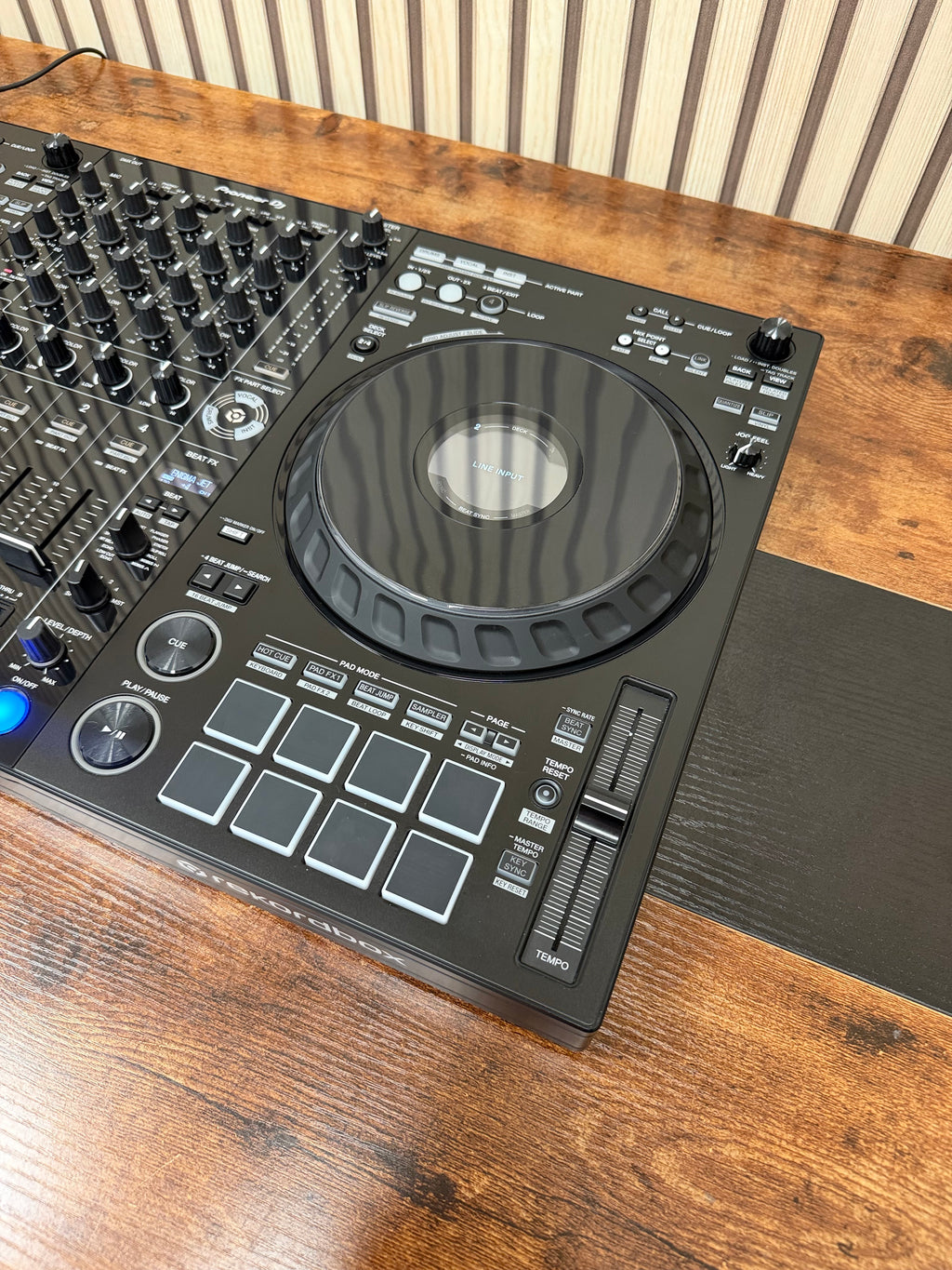 Pioneer DDJ-FLX10 Pro DJ Controller