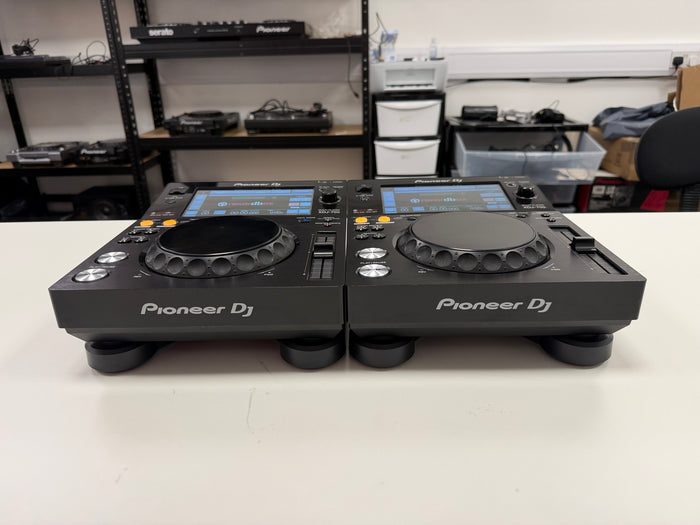 Pioneer XDJ-700 Media Player Pair