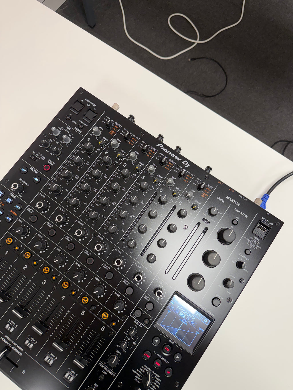 Pioneer DJM-V10 Pro DJ Mixer