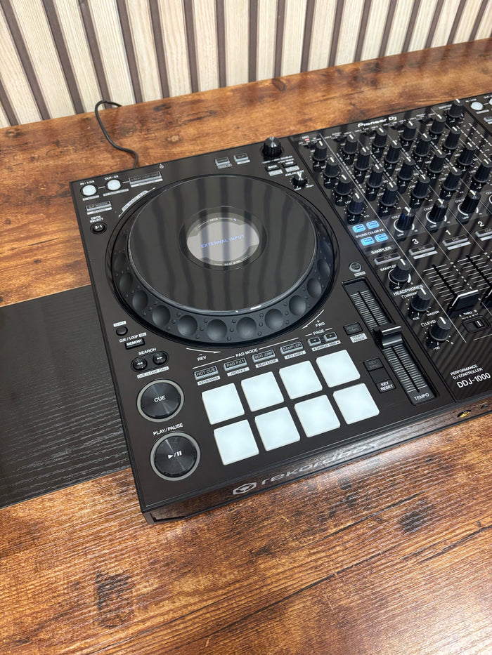 Pioneer DDJ-1000 4-Channel DJ Controller W/MAGMA Workstation