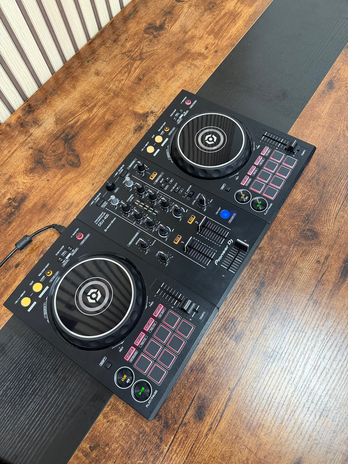 Pioneer DDJ-400 Controller