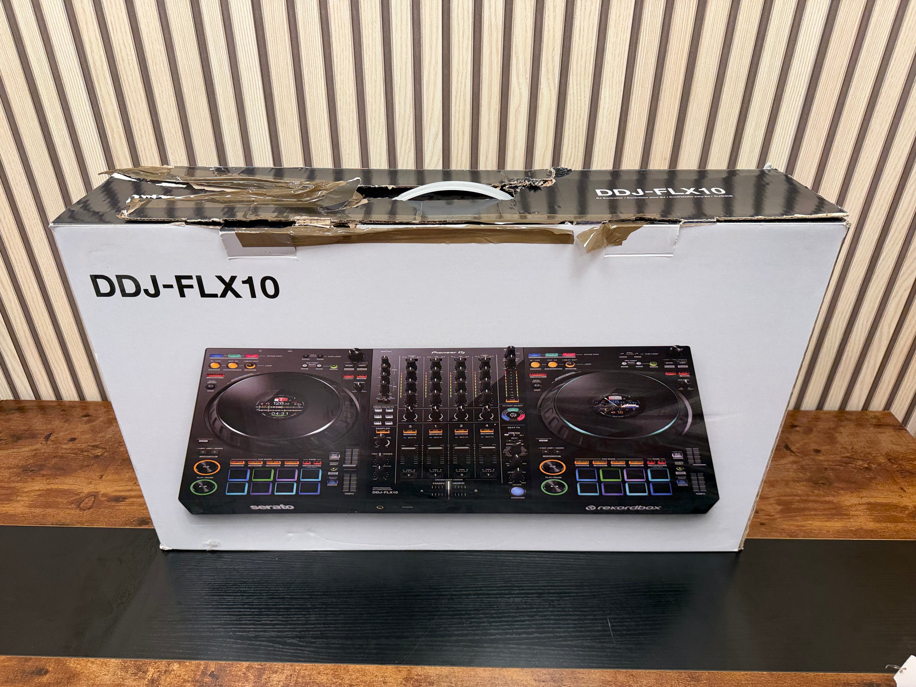 Pioneer DDJ-FLX10 Pro DJ Controller