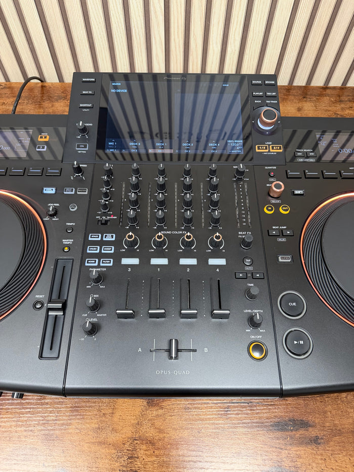 Pioneer DJ OPUS-Quad Controller
