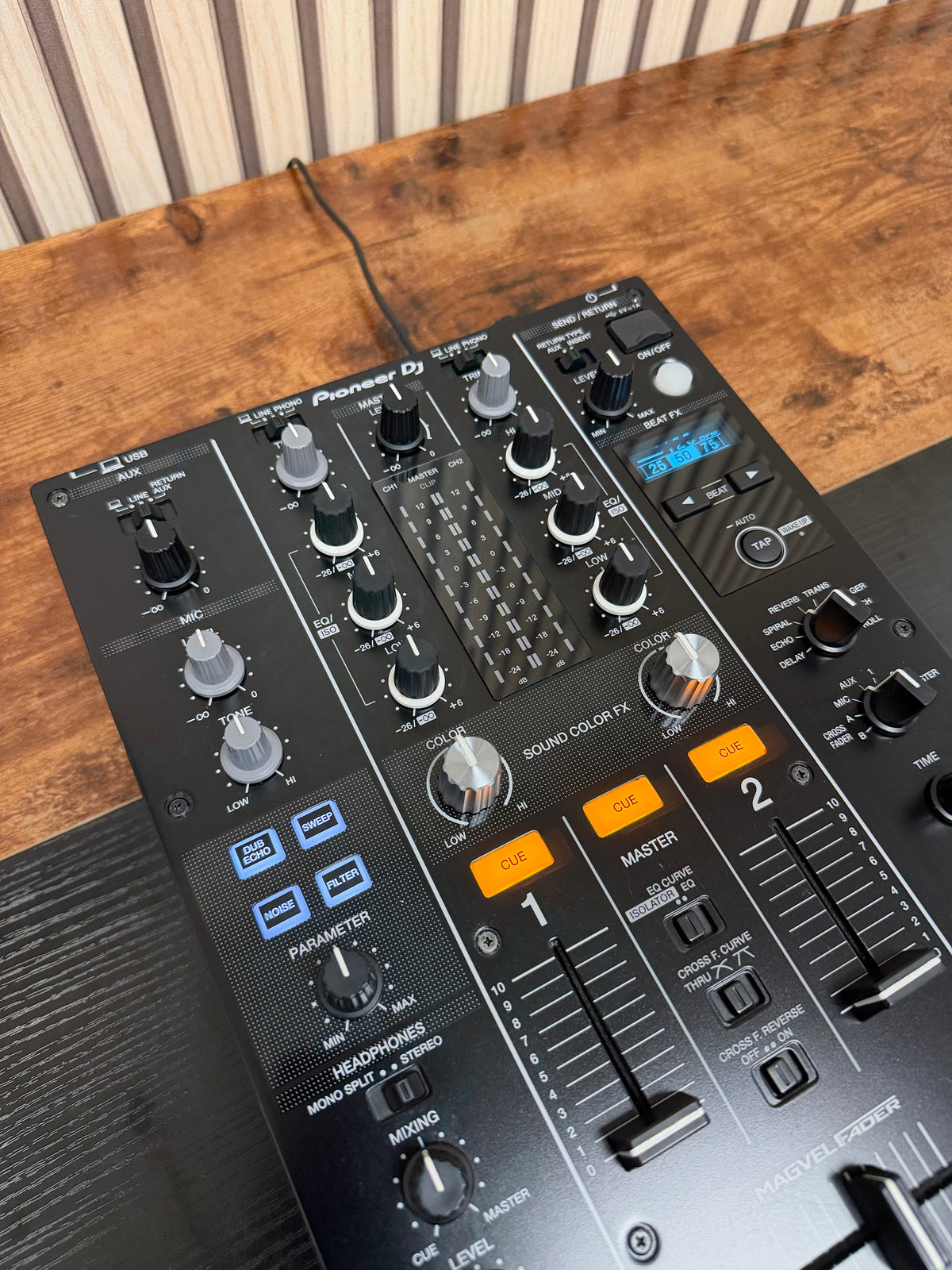 Pioneer DJM-450 Mixer