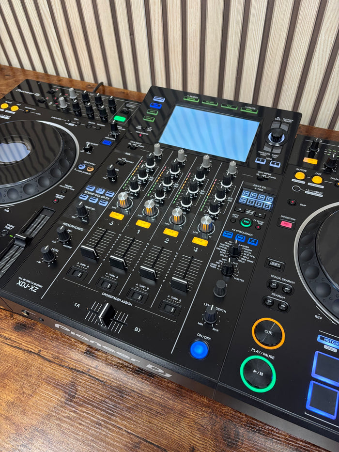 Pioneer XDJ-XZ 4-Channel Standalone DJ Controller