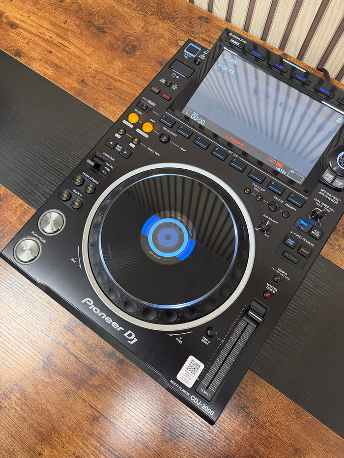 Pioneer CDJ-3000 Pro DJ Turntable