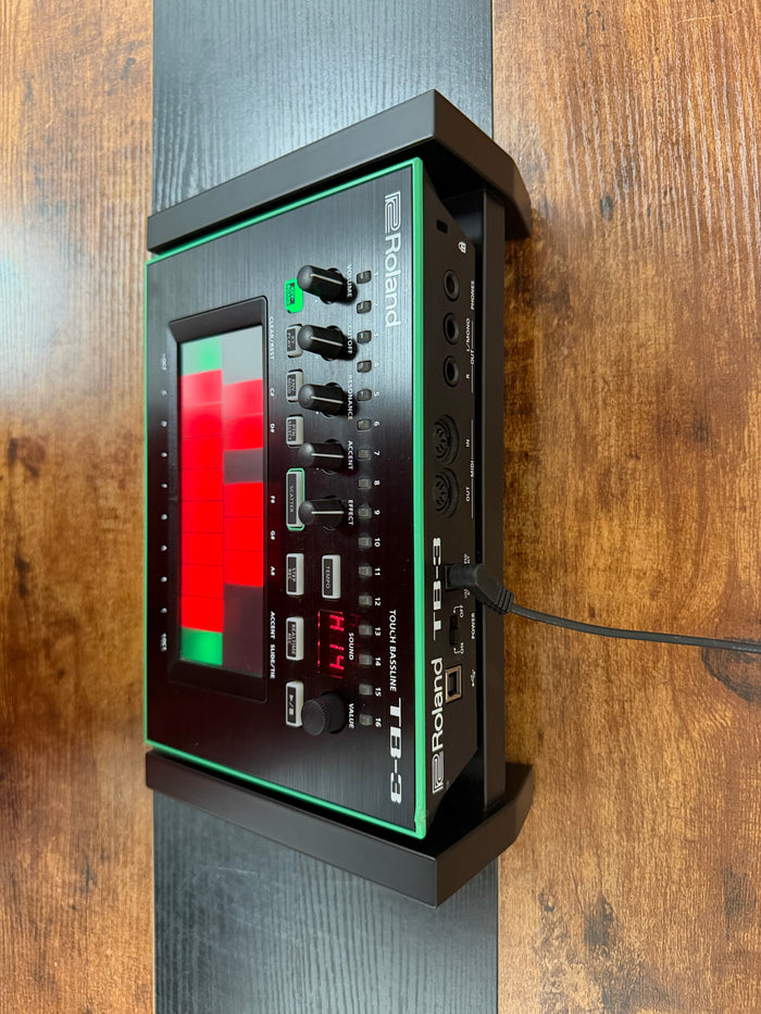 Roland TB-3 Synthesiser