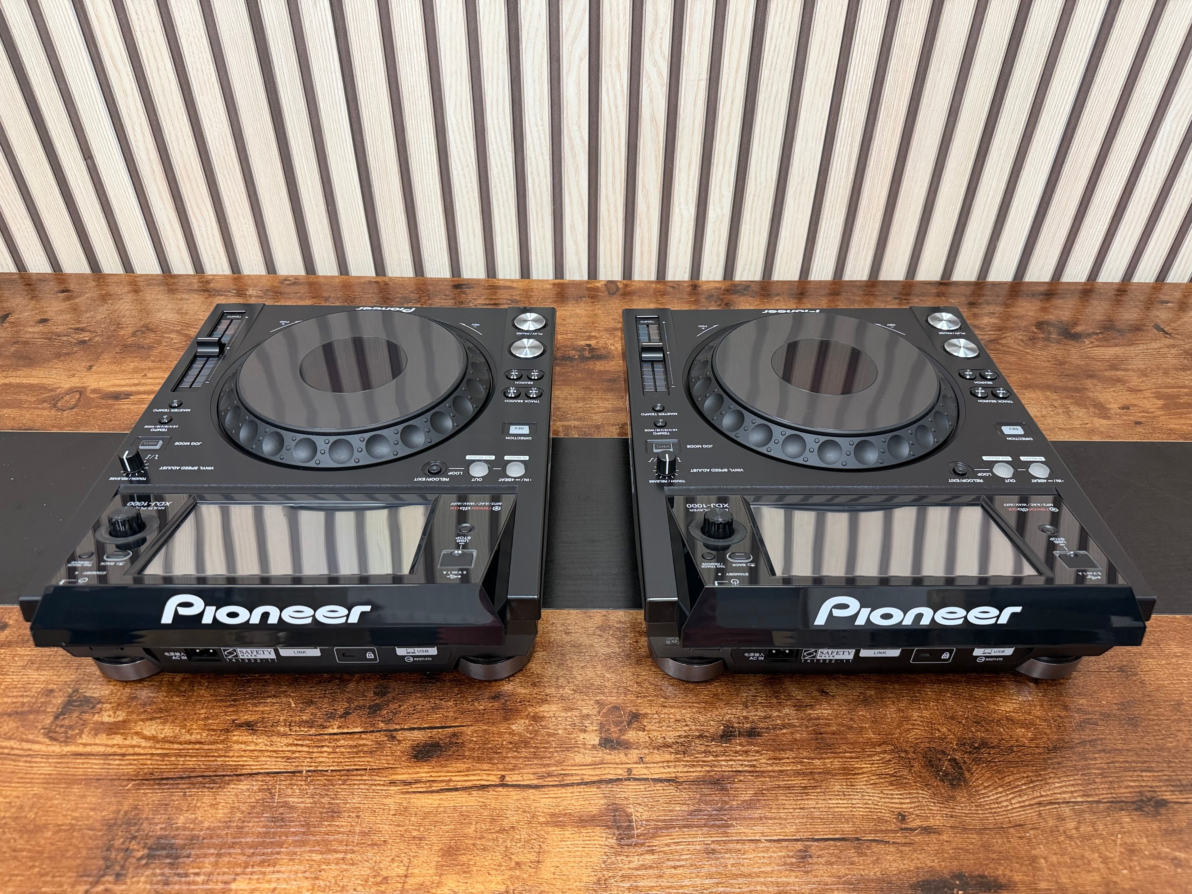 Pioneer XDJ-1000MK1 Digital Media Player Pair