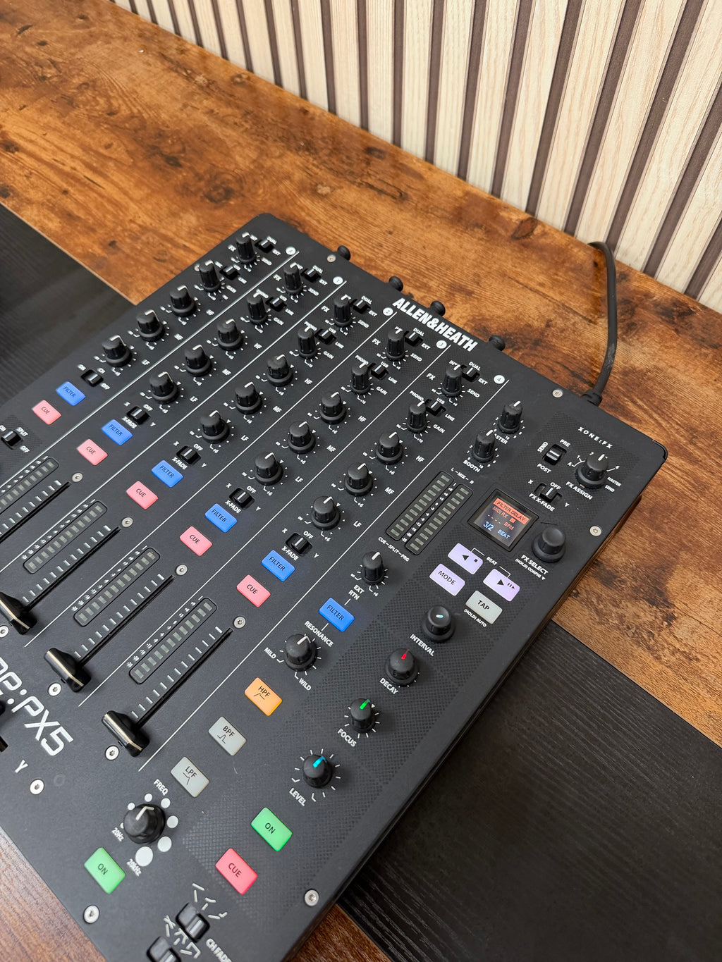 Allen & Heath Xone:PX5 Analogue DJ Mixer