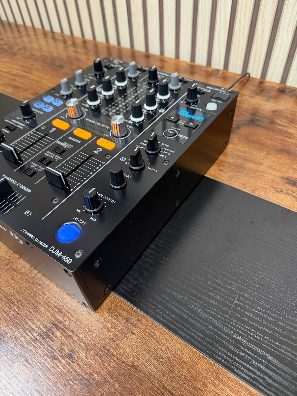 Pioneer DJM-450 Mixer
