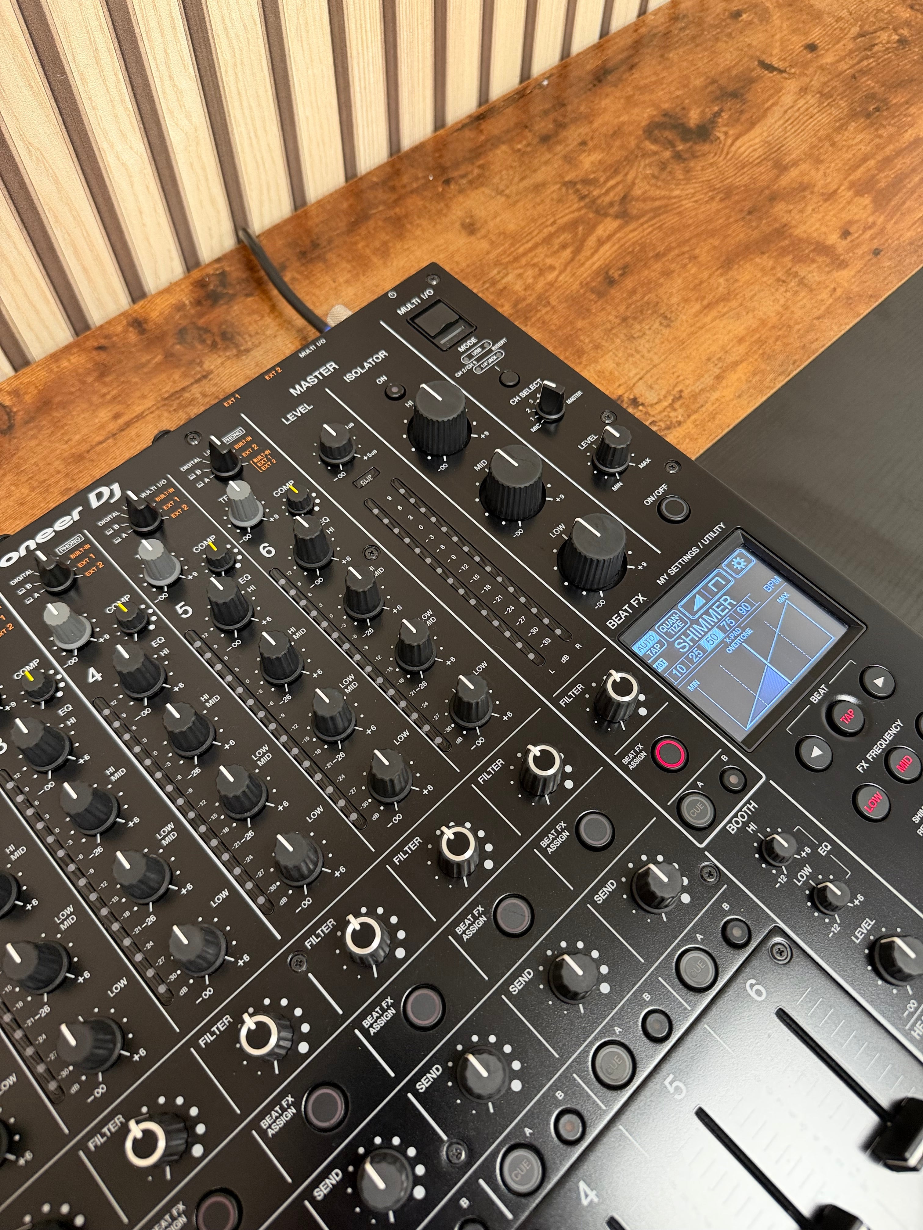 Pioneer DJM-V10 6-Channel Pro DJ Mixer