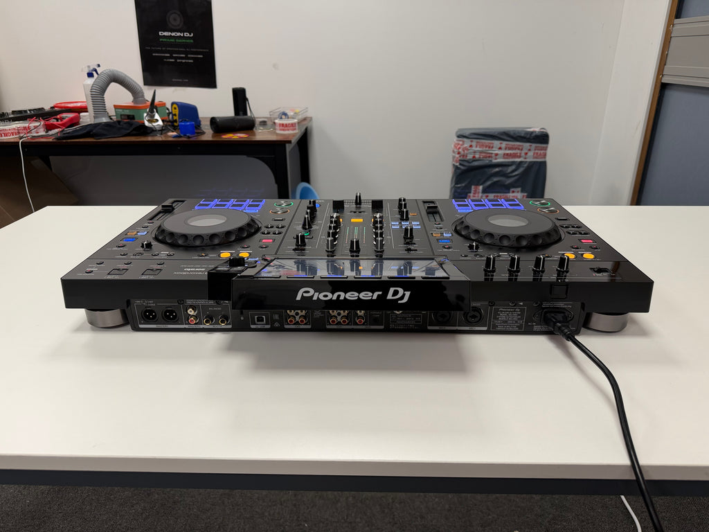 Pioneer XDJ-RX3 Standalone DJ Controller