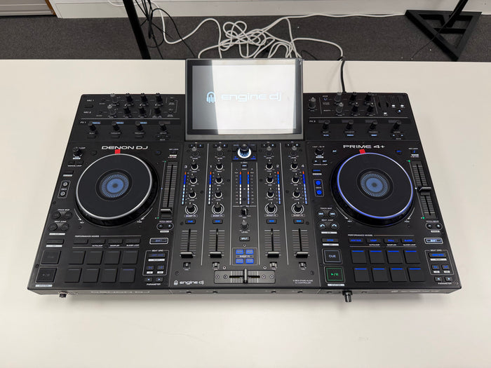 Denon Prime 4 + Standalone DJ Controller