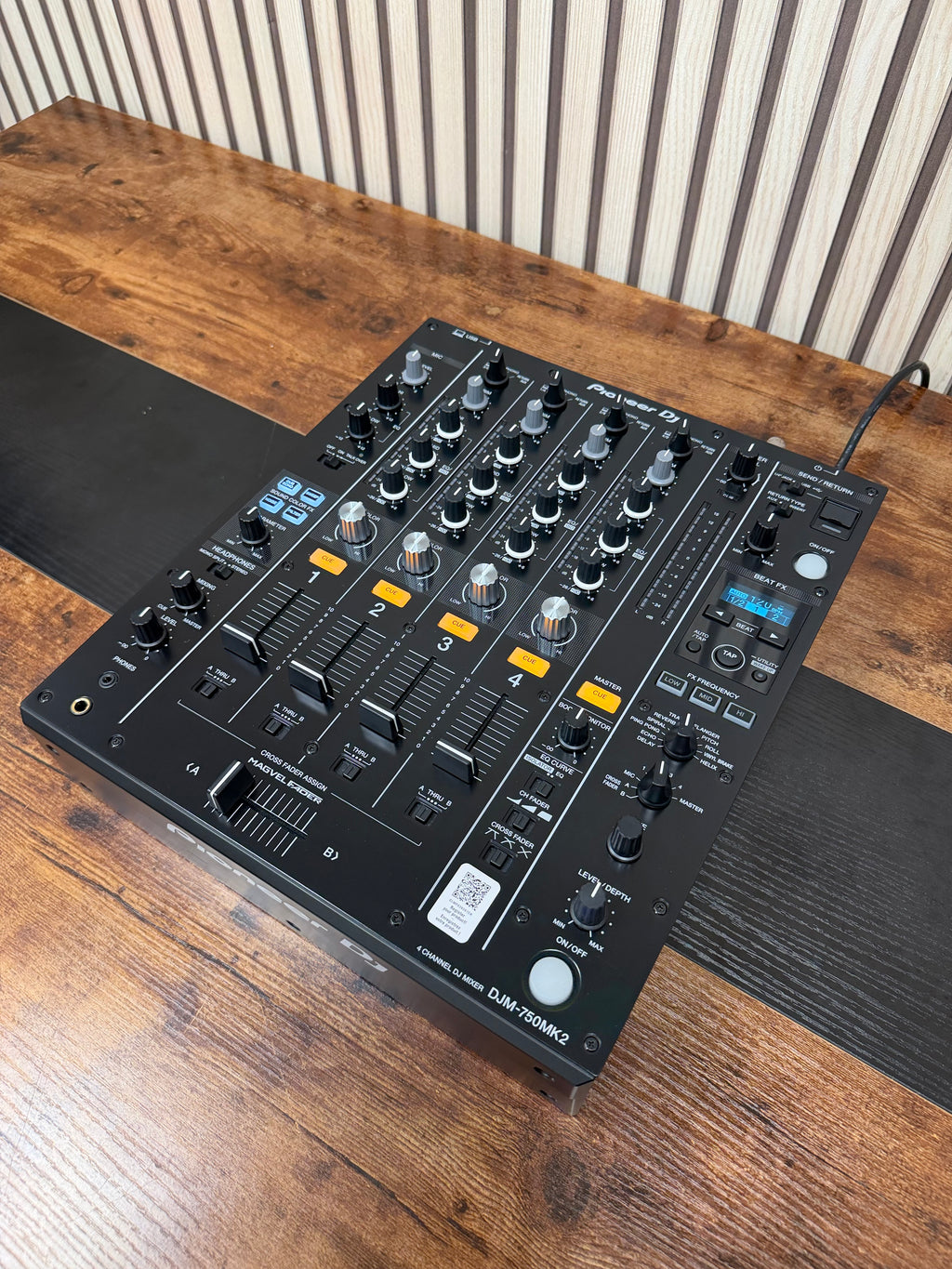 Pioneer DJ DJM-750MK2 4-Channel DJ Mixer