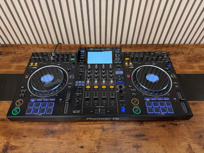 Pioneer XDJ-XZ Standalone DJ Controller