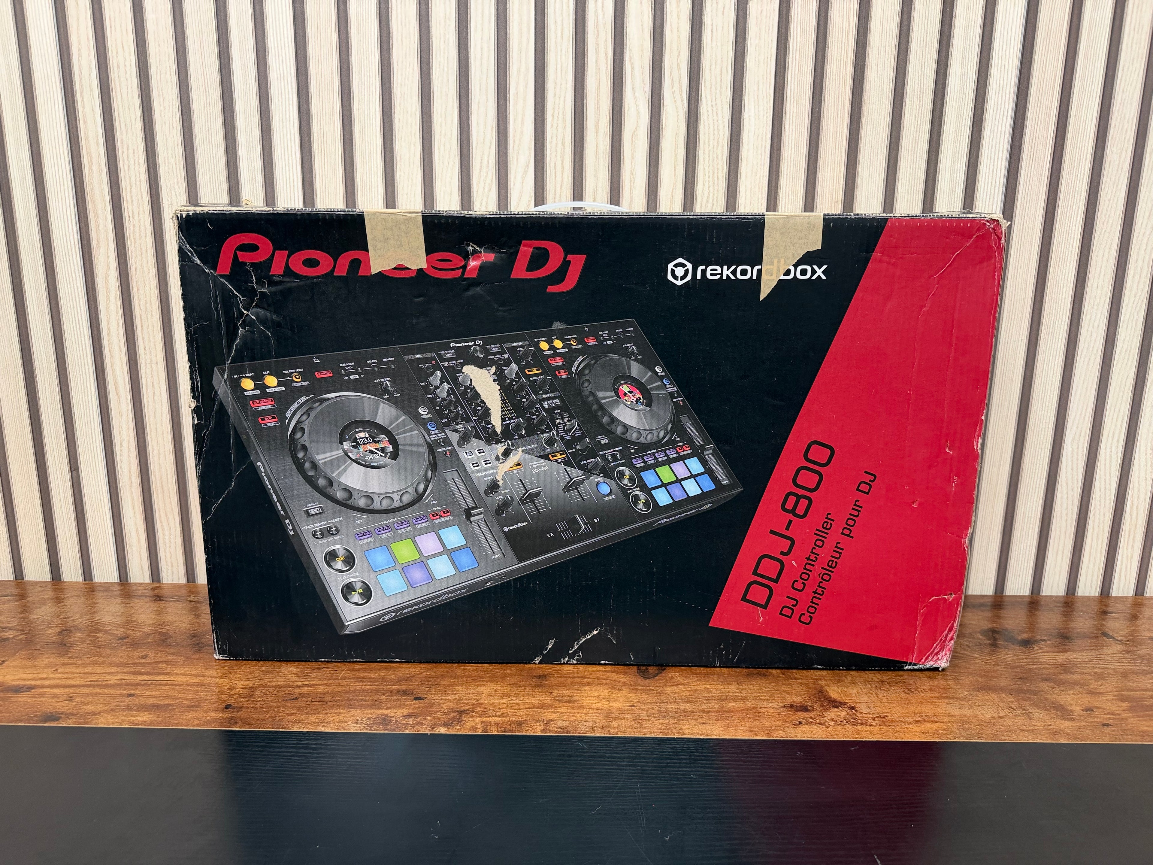 Pioneer DDJ-800 DJ Controller