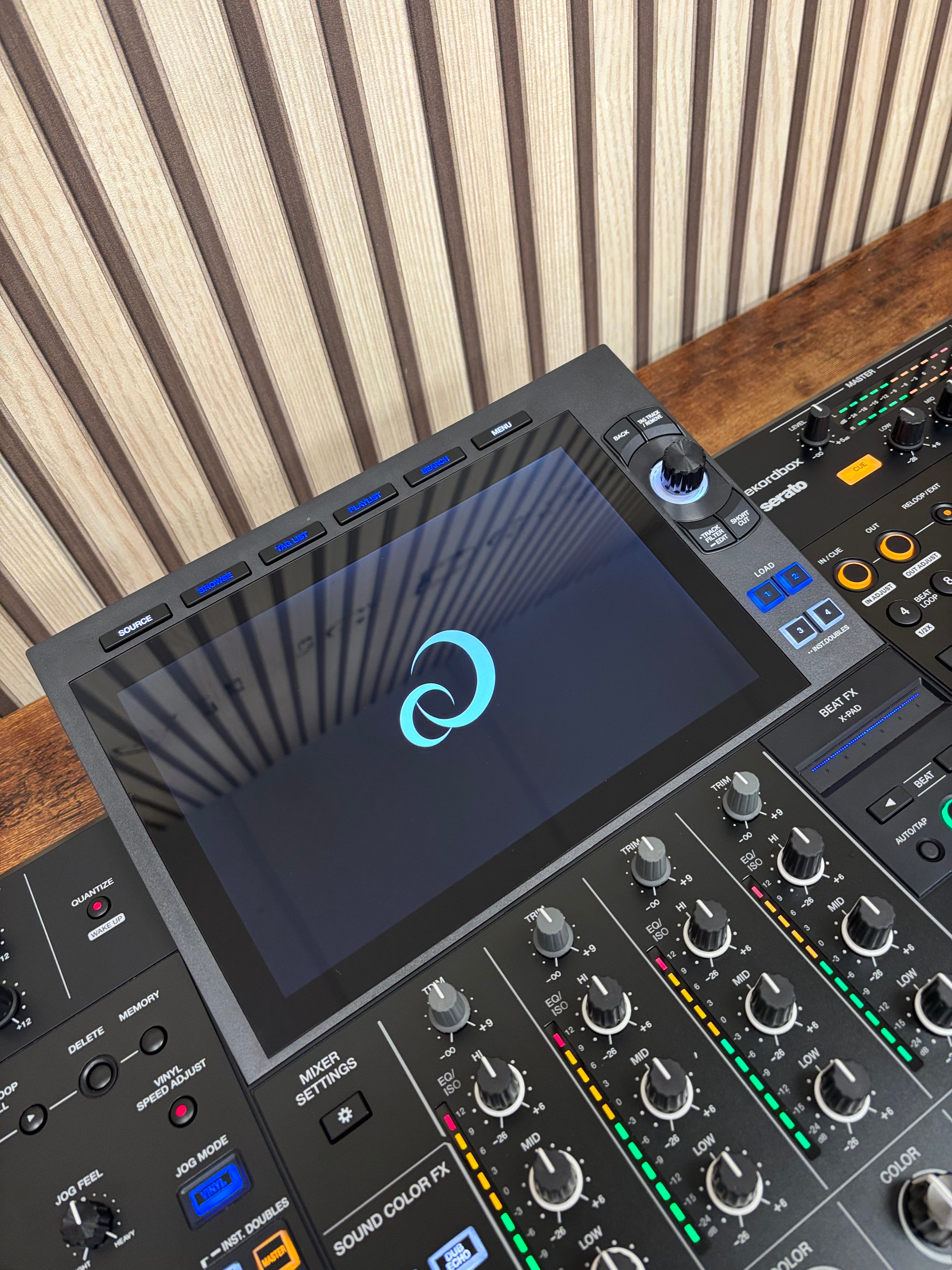 AlphaTheta XDJ-AZ