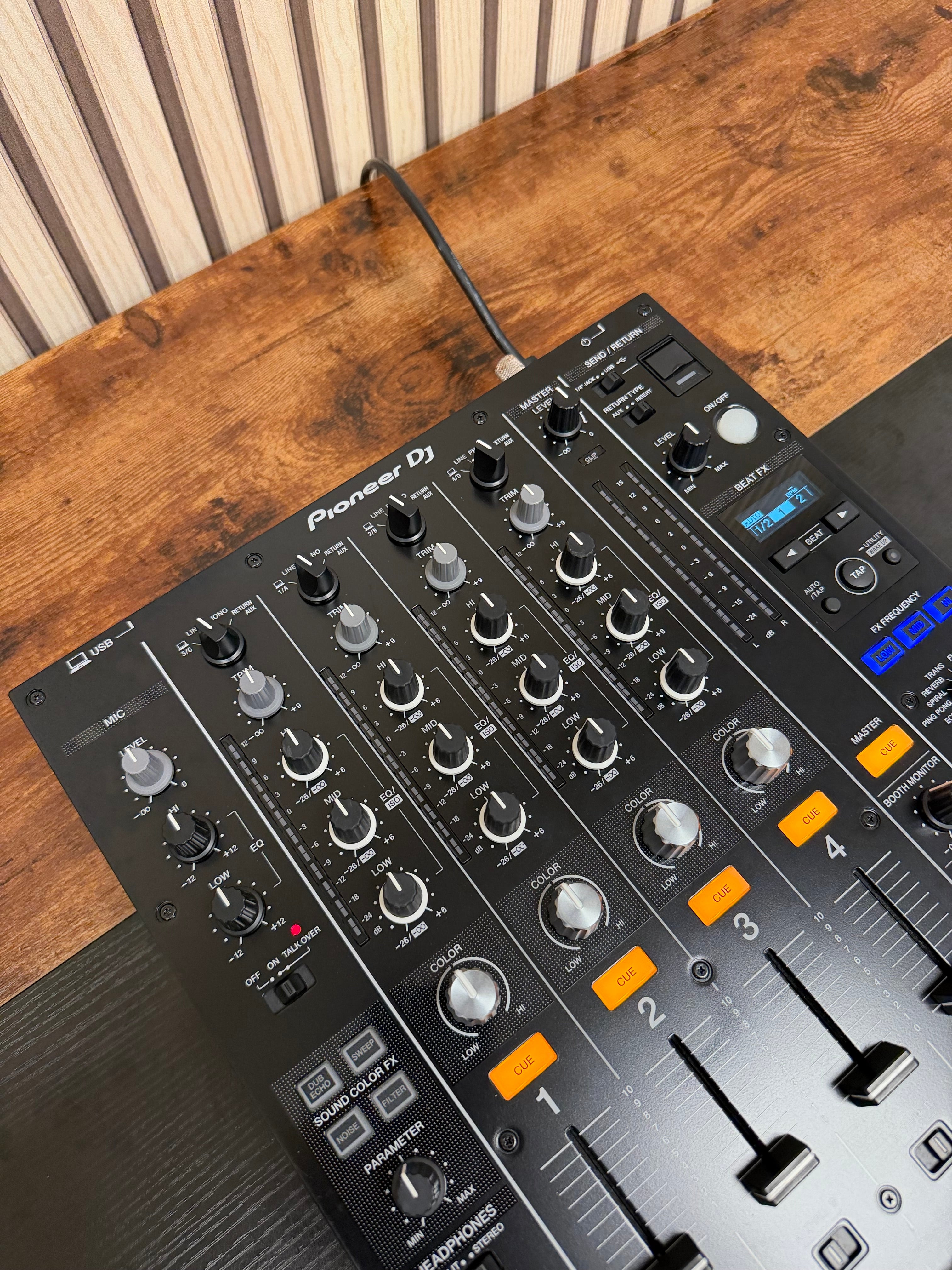 Pioneer DJ DJM-750MK2 4-Channel DJ Mixer