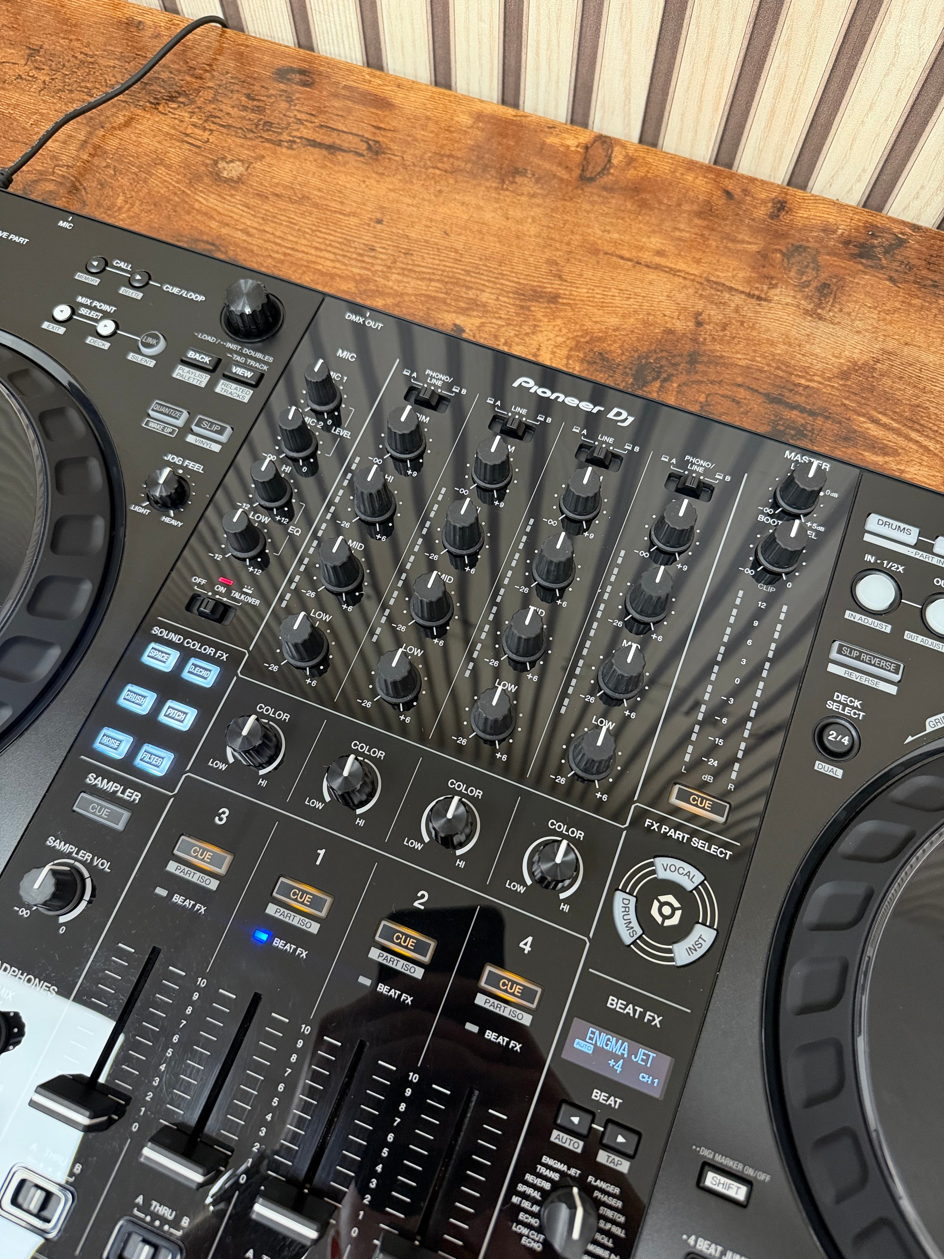 Pioneer DDJ-FLX10 Pro DJ Controller