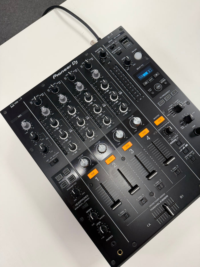 Pioneer DJM-750MK2 DJ Mixer