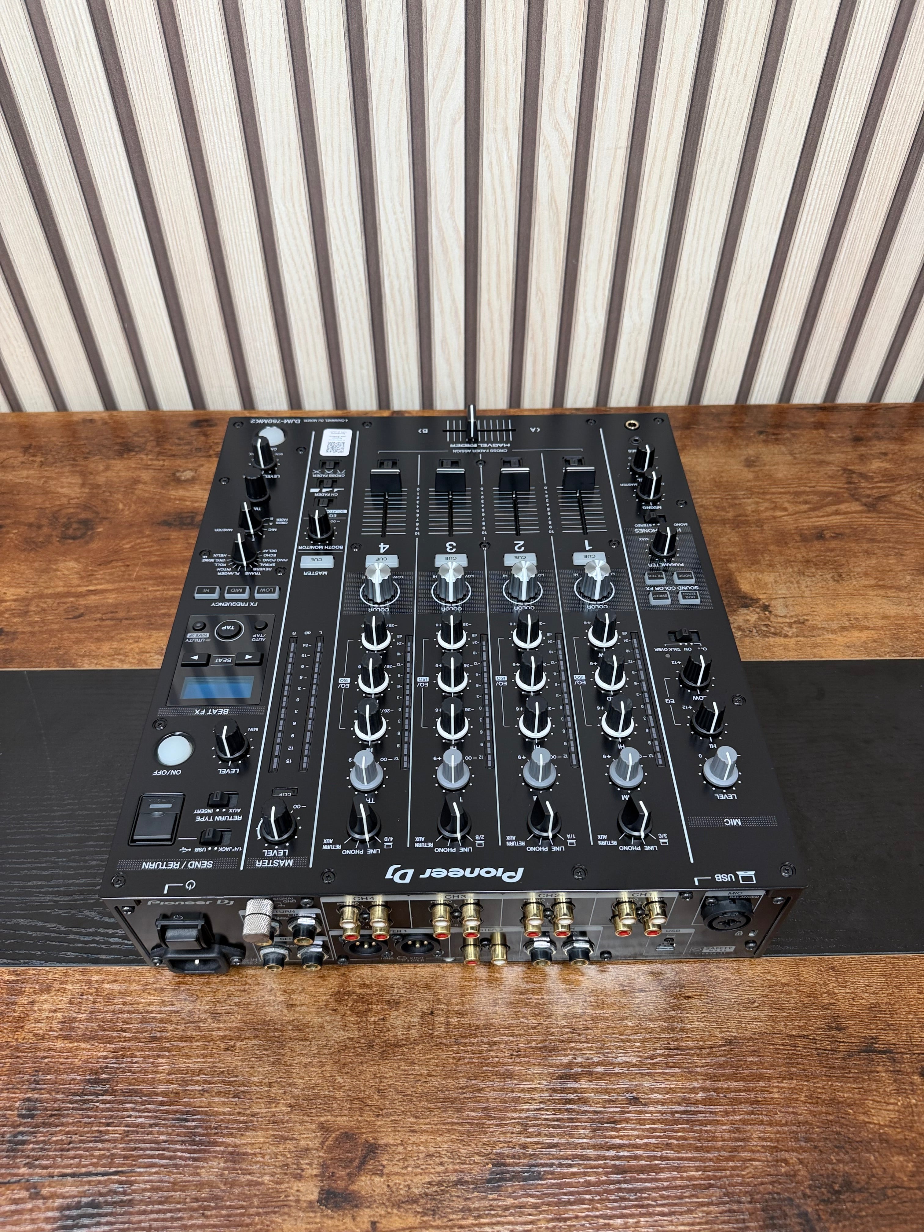 Pioneer DJ DJM-750MK2 4-Channel DJ Mixer