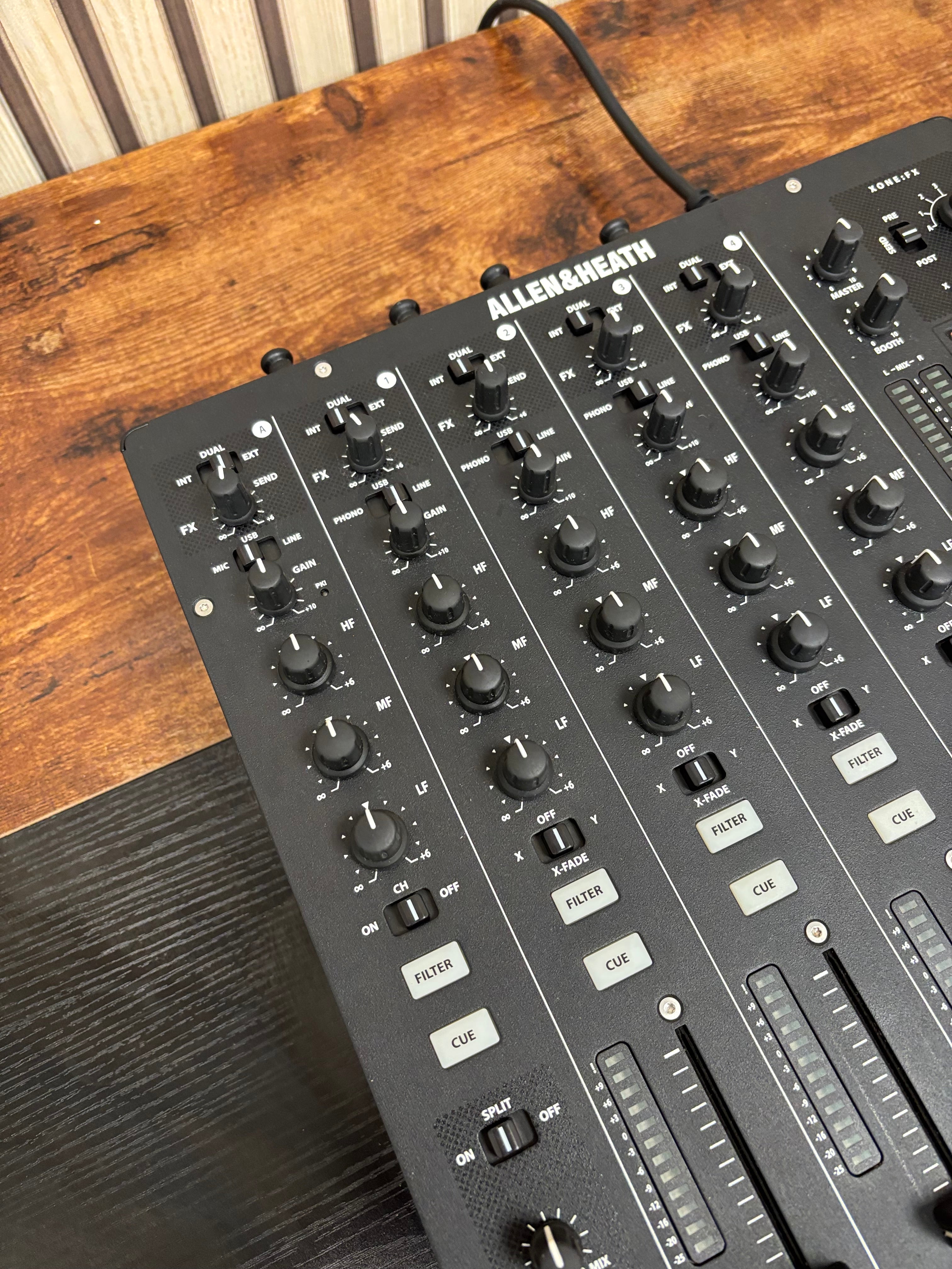 Allen & Heath Xone:PX5 Digital Mixer