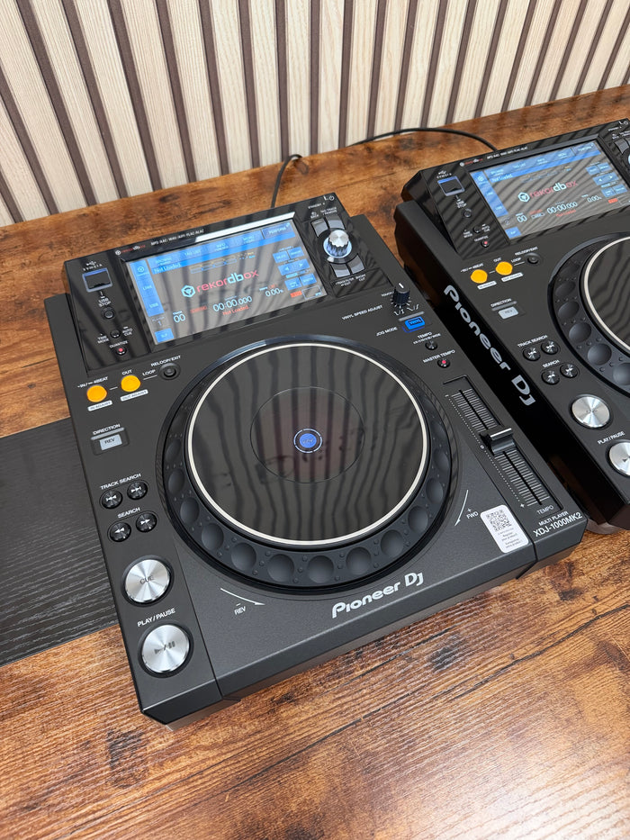 Pioneer DJ XDJ-1000MK2 Digital Turntable Pair