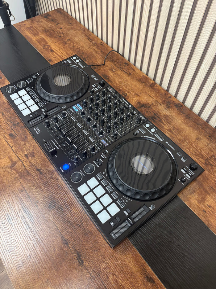Pioneer DDJ-1000 4-Channel DJ Controller W/MAGMA Workstation