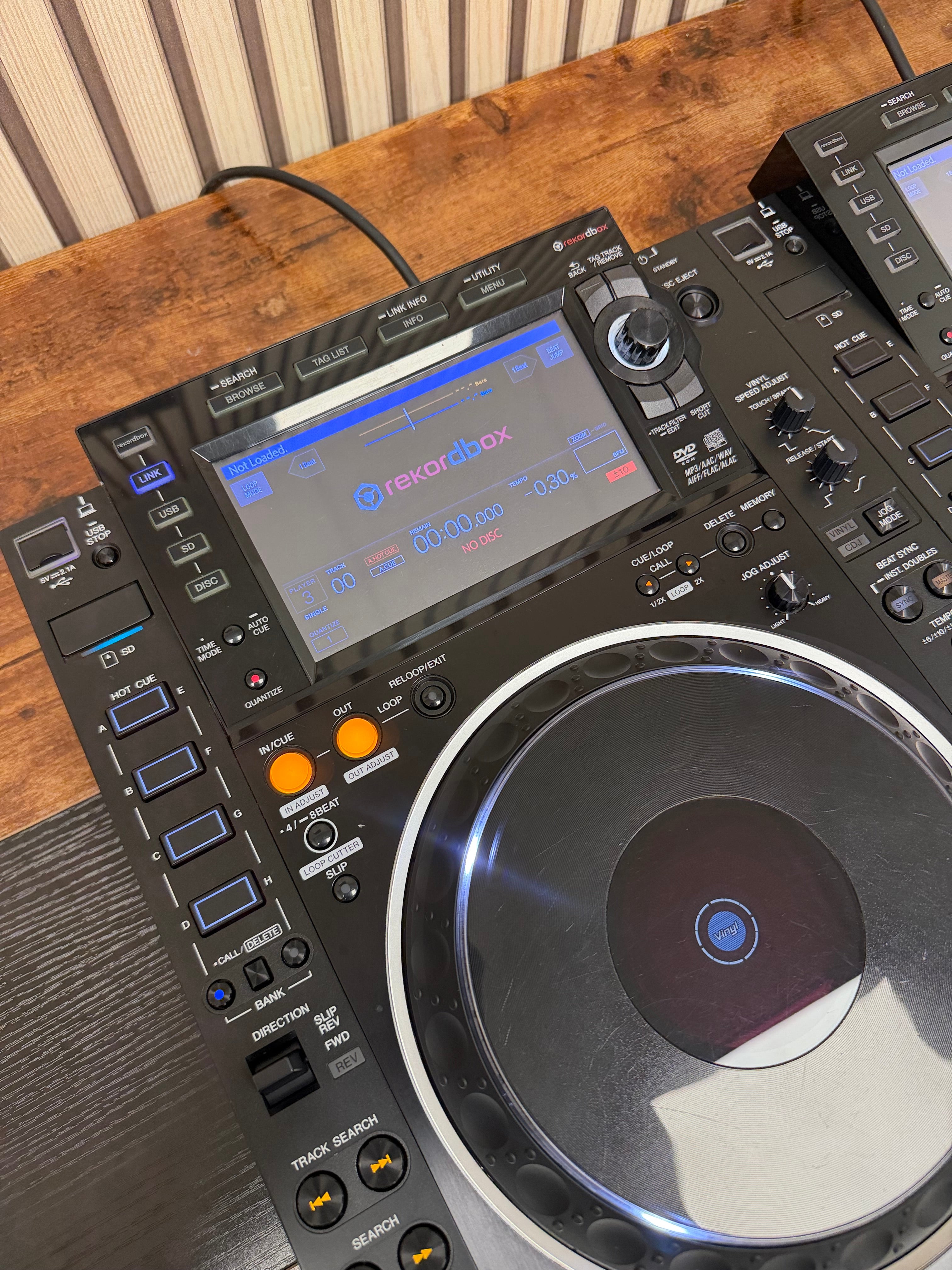 Pioneer CDJ-2000NXS2 Media Player Pair