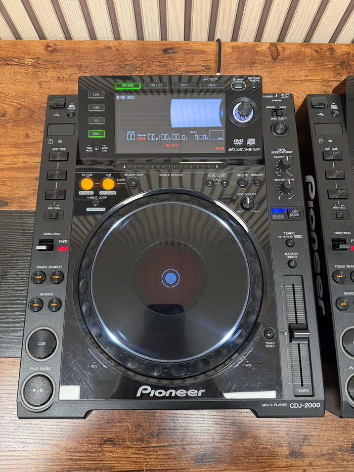 Pioneer CDJ-2000 Pro Media Player Pair