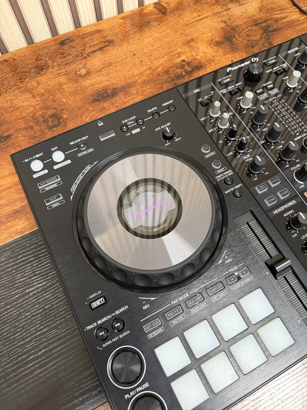 Pioneer DDJ-800 DJ Controller
