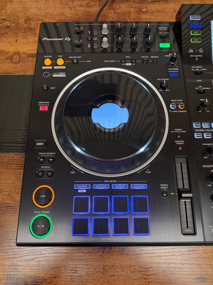 Pioneer XDJ-XZ Standalone Controller