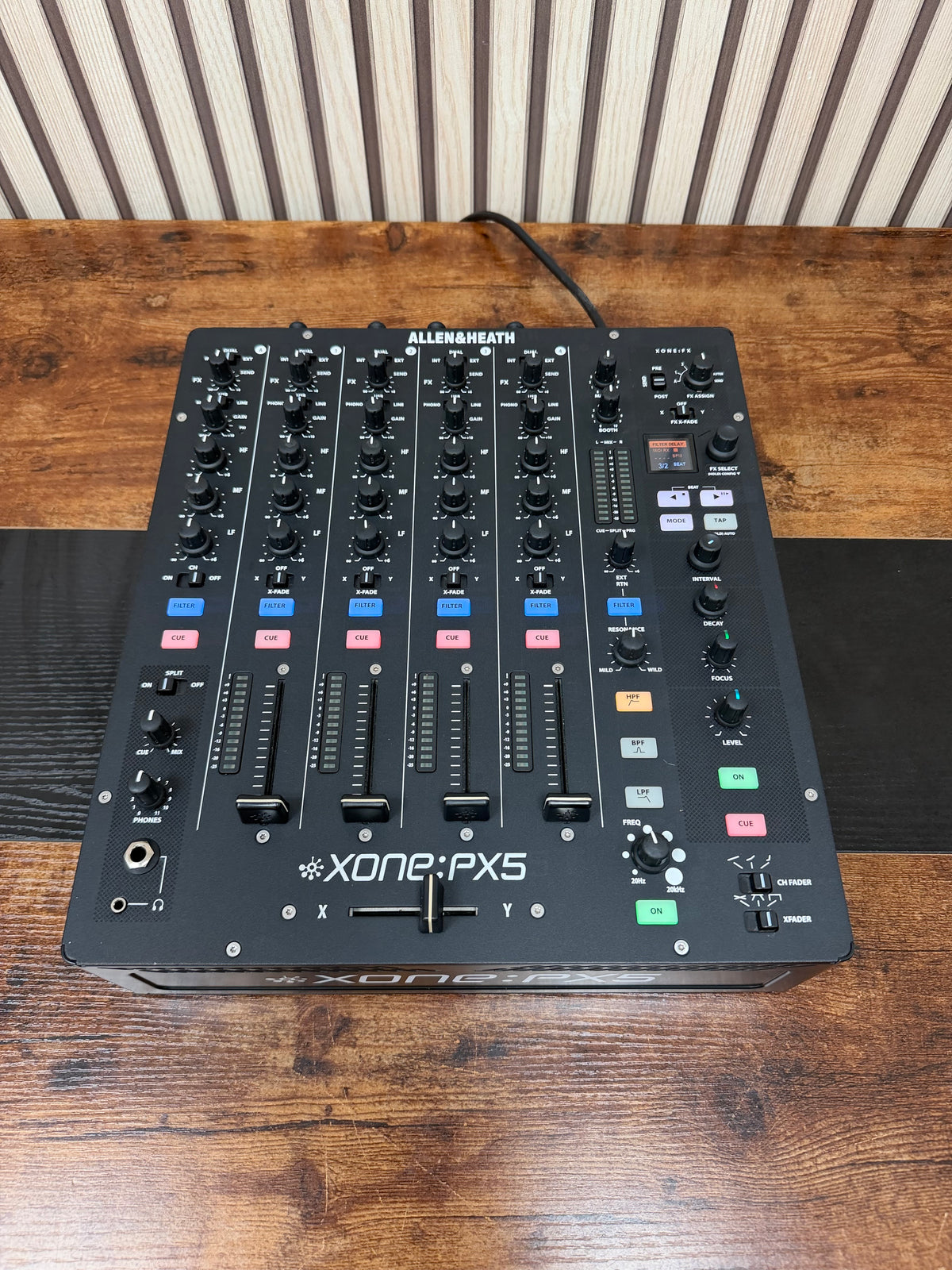 Allen & Heath Xone:PX5 Analogue DJ Mixer