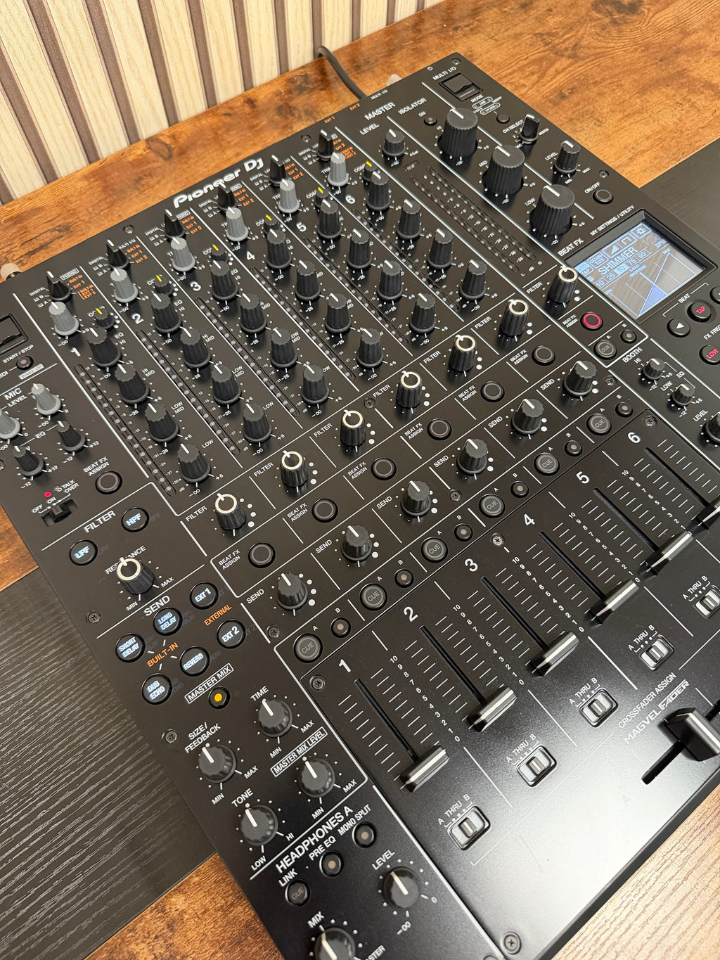 Pioneer DJM-V10 6-Channel Pro DJ Mixer