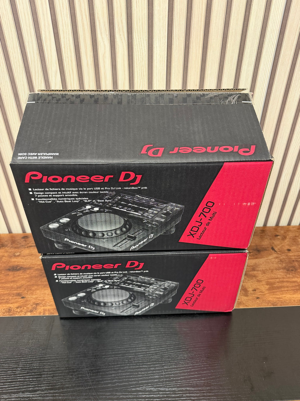 Pioneer XDJ-700 Media Player Pair